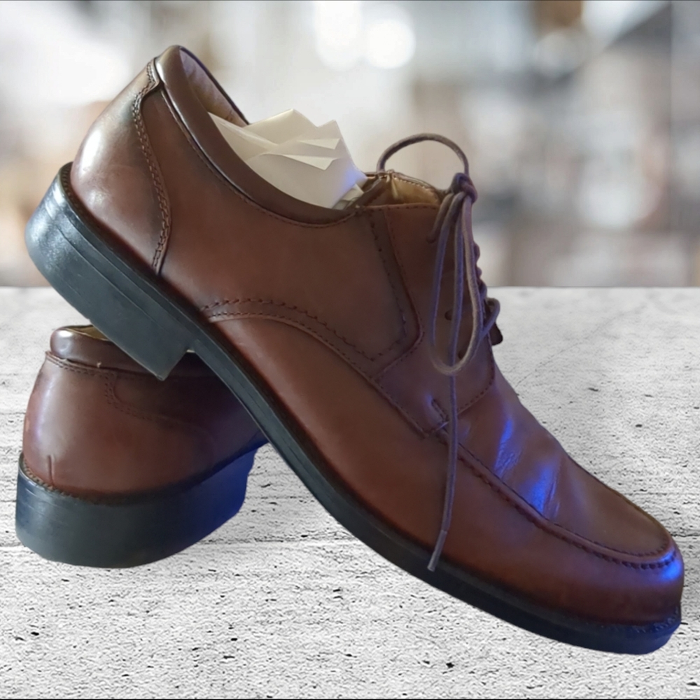 Chaps leather tie oxfords brown size 12 M